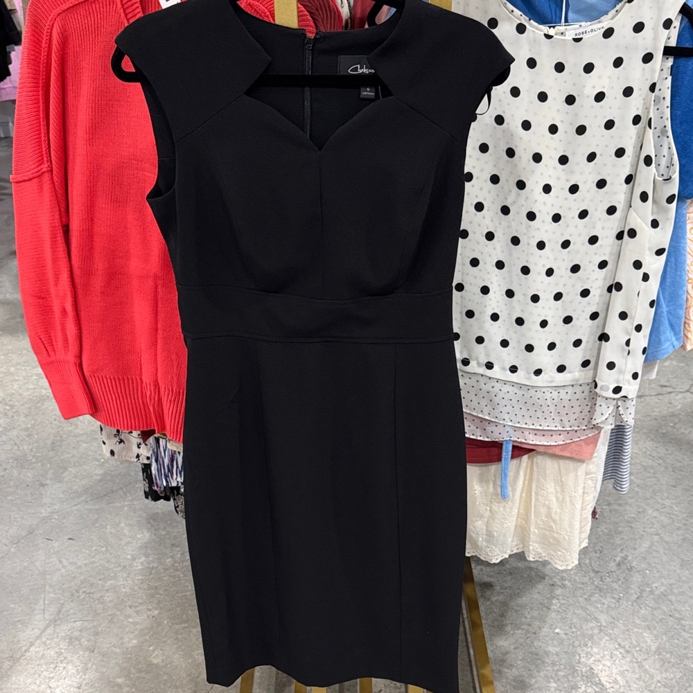 Chaus Black Cap-Sleeve Midi Sheath Dress